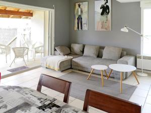 Holiday Home La Chapelle - CON100