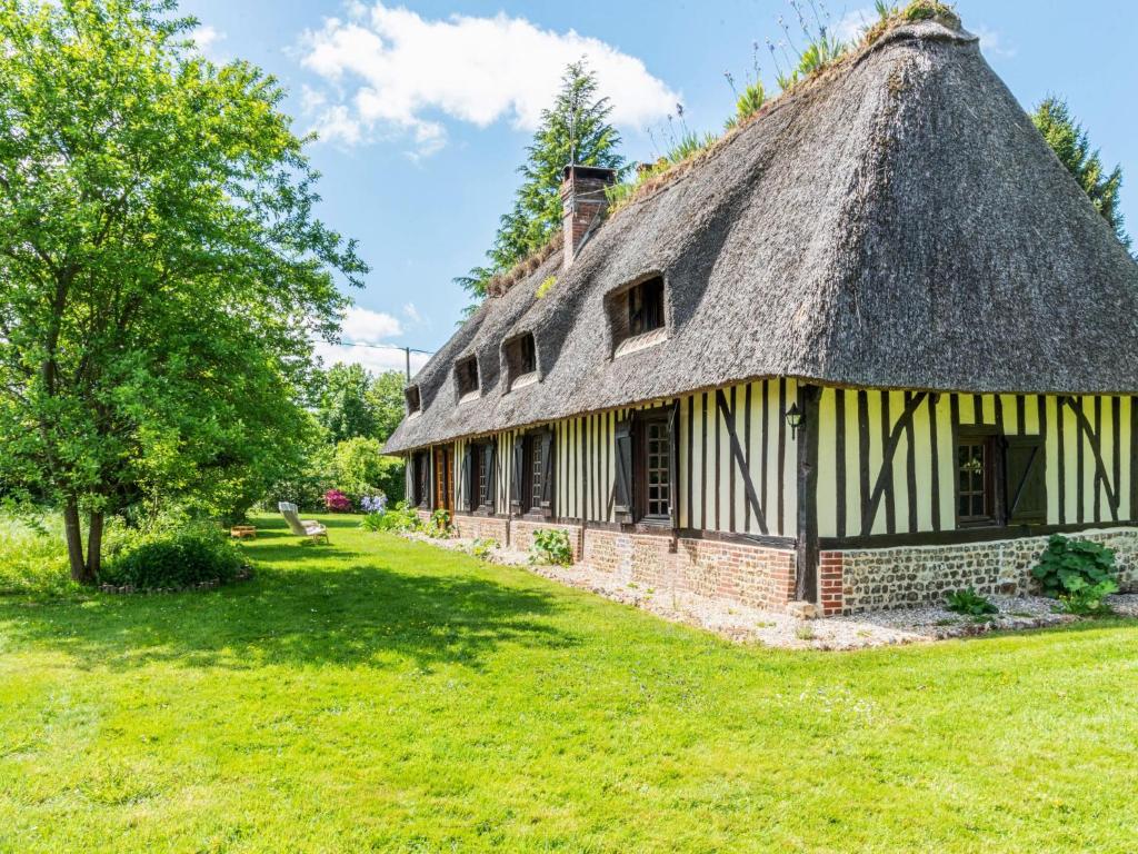 Maison de vacances Holiday Home La Chaumière 33 Impasse de la Marre Mothée 27560 Saint-Georges-du-Mesnil