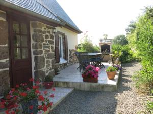 Maison de vacances Holiday Home La Chevalerie - SUB102  50450 Sourdeval-les-Bois Normandie