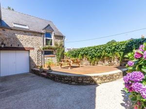 Maison de vacances Holiday Home La Maison des Frères-2  56220 Caden Bretagne