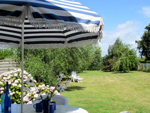 Holiday Home La Petite Maison - PDI102