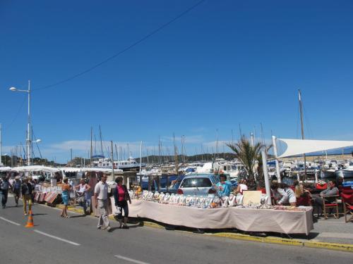 Holiday Home La Pitchoune - SFP100