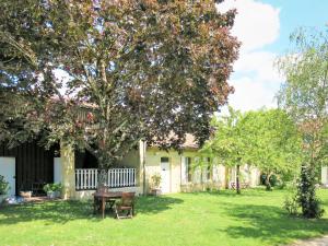 Holiday Home La Vertheuillaise - VHL100