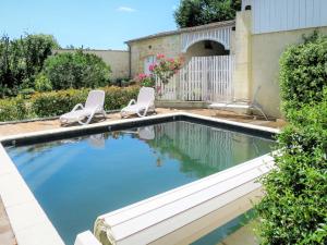 Maison de vacances Holiday Home La Vertheuillaise - VHL100  33180 Vertheuil-en-Médoc Aquitaine