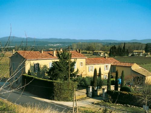 Holiday Home Le Cèdre - MBE101