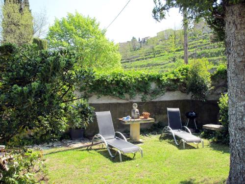 Holiday Home Le Cèdre - MBE101