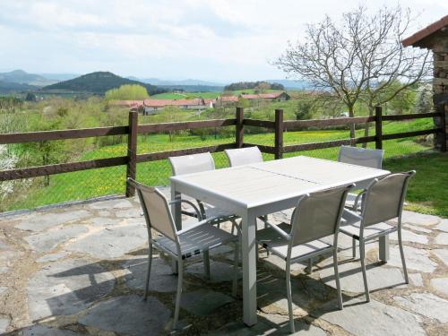 Holiday Home Le Chomeil - ACL100