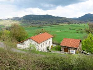 Holiday Home Le Chomeil - ACL100
