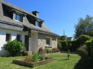 Holiday Home Le Clos Er Bert - RHU315