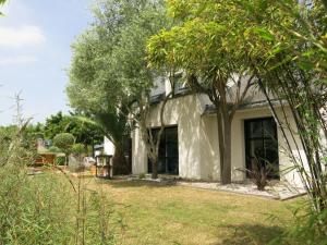 Holiday Home Le Clos Velin - Piscine chauffée