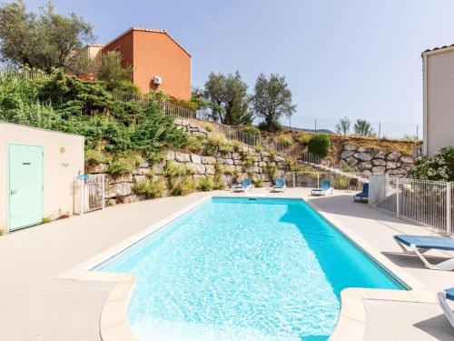 Holiday Home Le Domaine de l'Oliveraie 37