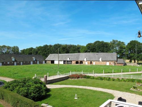 Holiday Home Le Domaine du Vasouy - CVX400