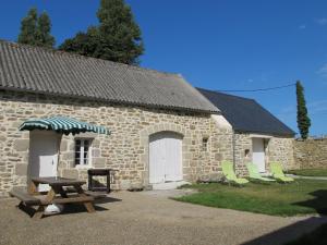 Holiday Home Le Manoir - PNR215