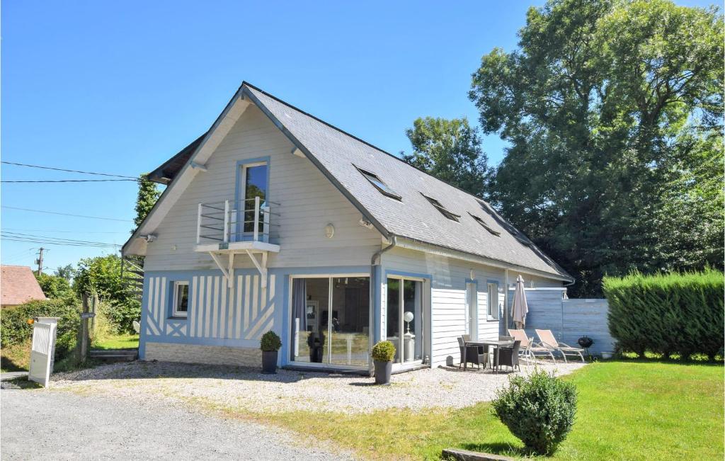 Holiday Home Le Mas d'Esquières 7 83380 Les Issambres