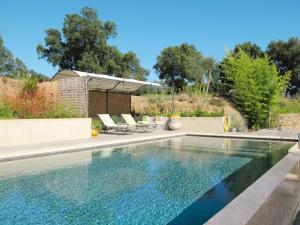 Holiday Home Le Mas de la Roche - LML120