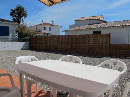 Holiday Home Le Maupas - TSM506