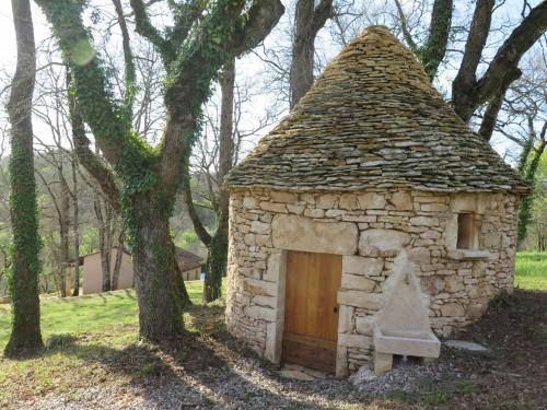 Holiday Home Le Mayne La Ferme
