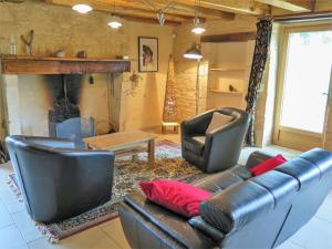 Holiday Home Le Mayne La Ferme