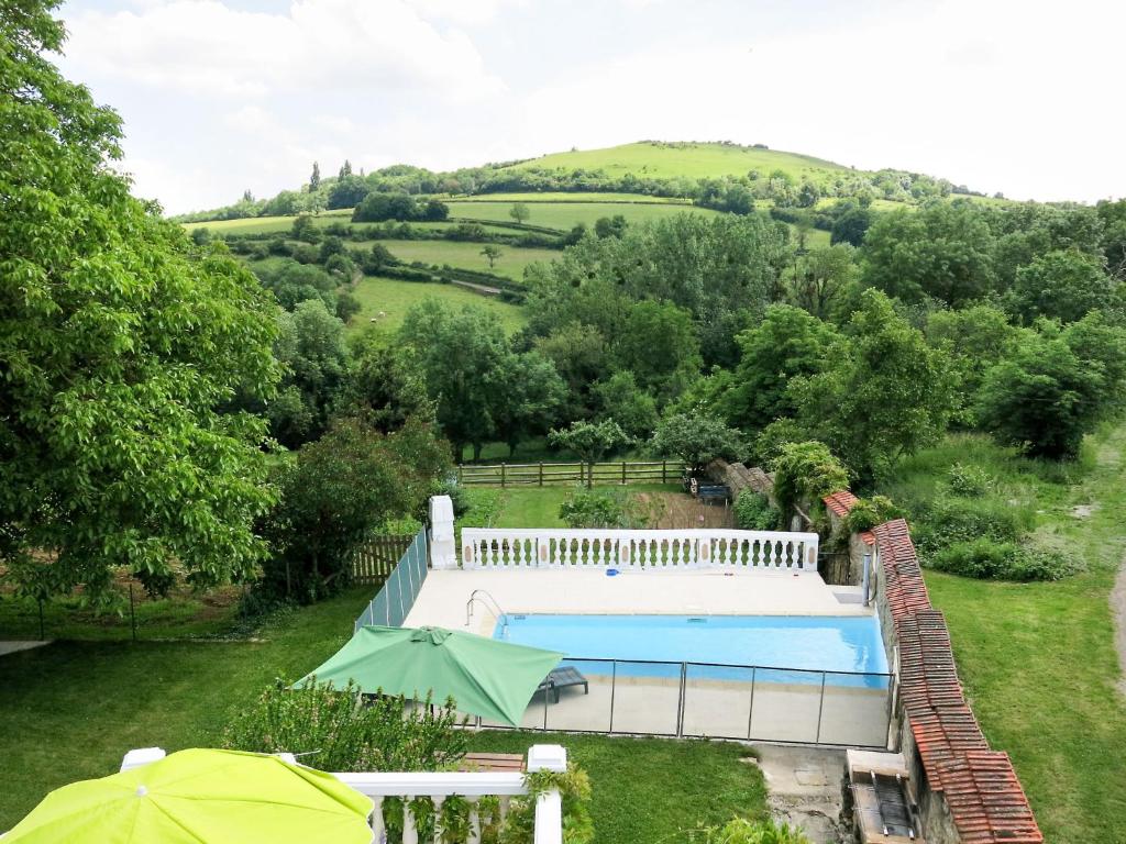 Holiday Home Le Noyer - BNY100 , 71360 Épertully