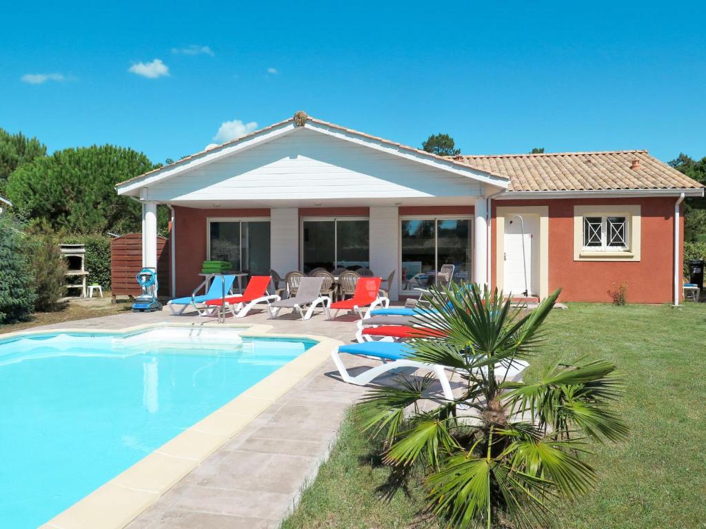 Holiday Home Les Acacias - MVT245 , 33930 Vendays-Montalivet