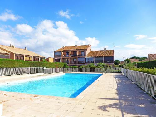Holiday Home Les Amandines-1