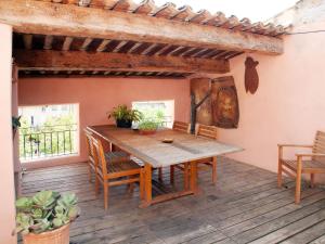 Maison de vacances Holiday Home Les Arcades - NYS120  26110 Nyons Rhône-Alpes