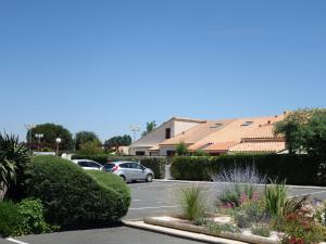 Holiday Home Les Charmilles-6