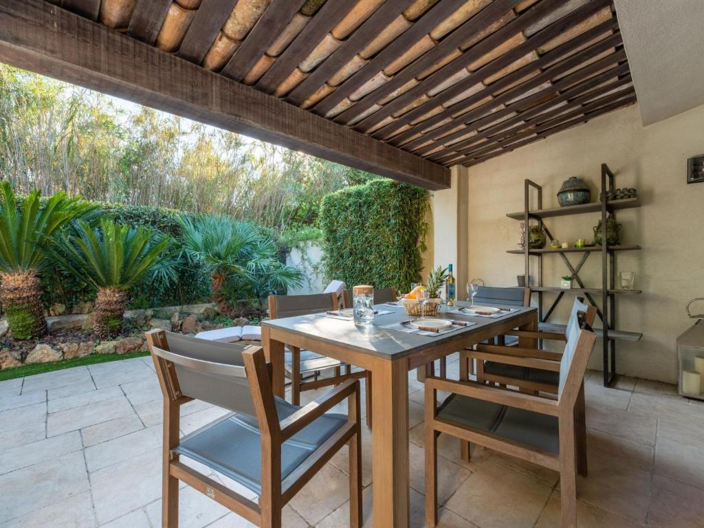 Maison de vacances Holiday Home Les Cottages des Mûriers  83990 Saint-Tropez