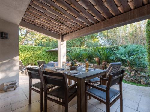 Holiday Home Les Cottages des Mûriers