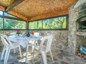 Holiday Home Les Galets - VGG100