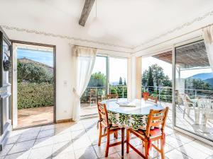 Holiday Home Les Lavandes