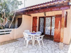 Maison de vacances Holiday Home Les Maisons du Rivage Bleu  11430 Narbonne-Plage Languedoc-Roussillon