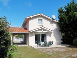 Maison de vacances Holiday Home Les Martinets - BPL450  40600 Biscarrosse-Plage Aquitaine