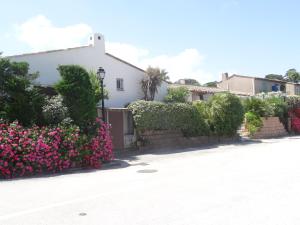 Holiday Home Les Parcs de Gassin-9