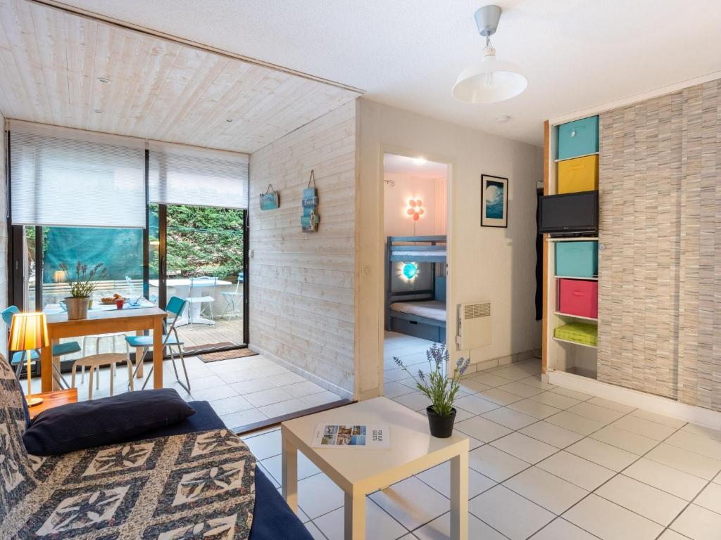 Holiday Home Les Pins , 33680 Lacanau-Océan