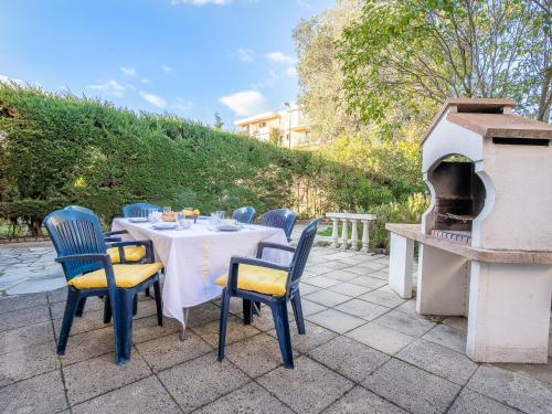 Holiday Home Les Troenes