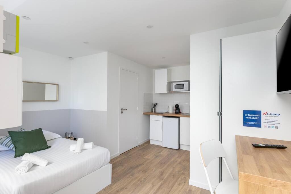Holiday Home Les violettes 2 66140 Canet-en-Roussillon