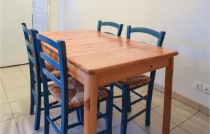 Holiday home Lieu dit les Pavillons