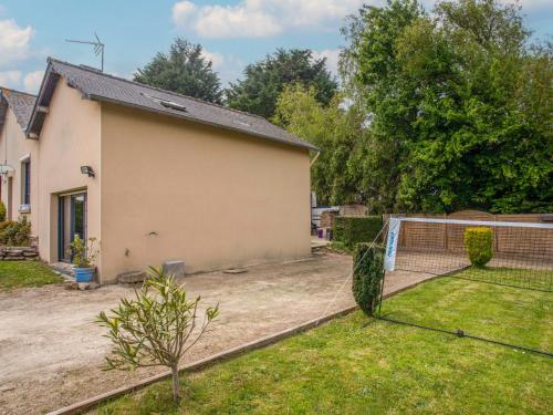 Holiday Home Maison Mae-Flo