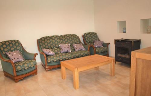 Holiday Home Mantallot with Fireplace I