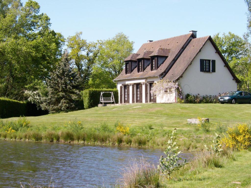 Maison de vacances Holiday Home Marchives - CUP100  23140 Pionnat