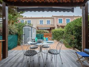 Holiday Home Marina Gold