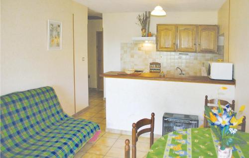 Holiday home Mas Lozard