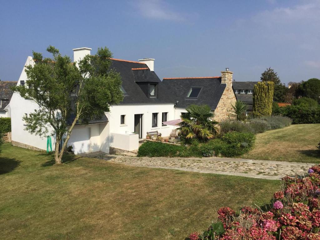 Holiday home near the beach, St Pabu 20 rue Morgan, 29830 Kervasdou