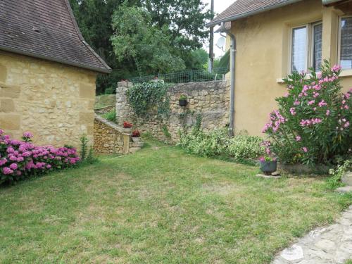Holiday Home Olivia - LAE200