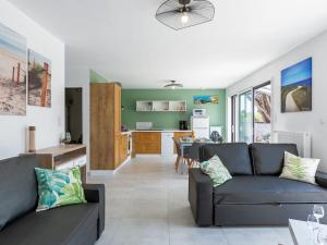 Holiday Home Palet Breton
