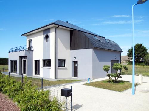 Holiday Home Pirou Beach - PIP402
