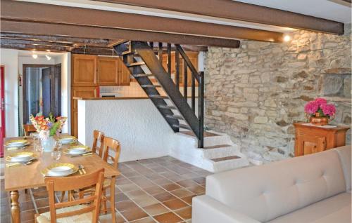 Holiday home Plozevet 59