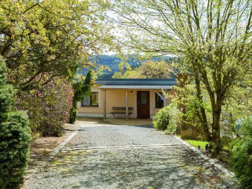 Holiday home right in the heart of Saxon Switzerland with garden pool and amazing view