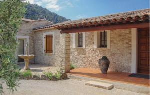 Holiday home Robion WX-922